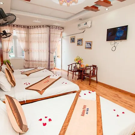 Halong Party Hostel